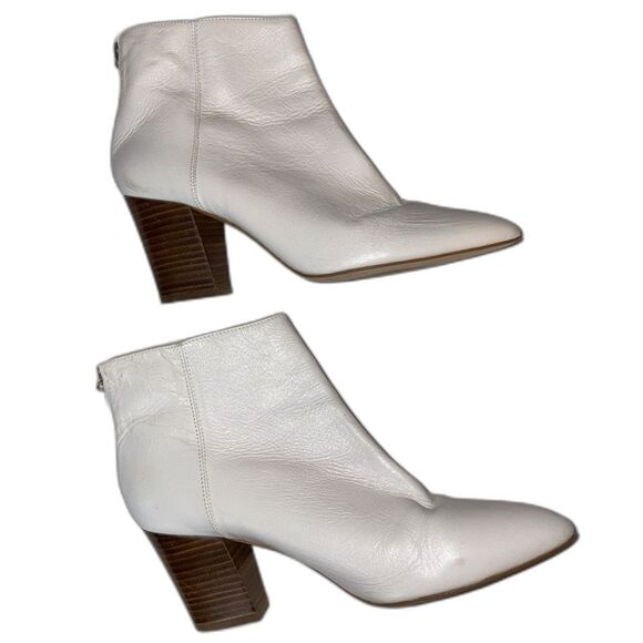 Zara Basics leather white bootie - Picture 1 of 9